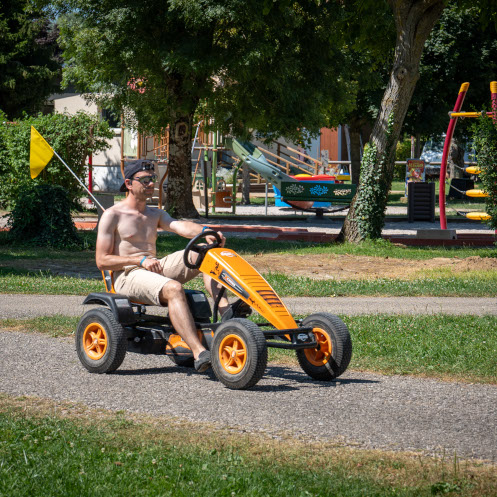 Kartfahren auf dem Campingplatz