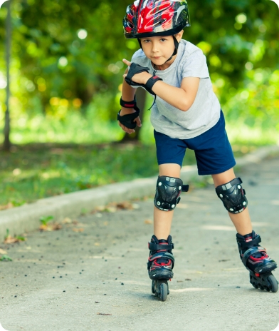 Rollerskating or scooter-riding for beginners