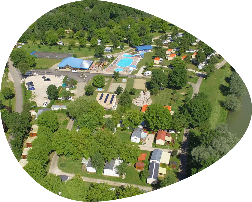 Aerial view of Les Bords de Loue campsite, your nature campsite in Jura