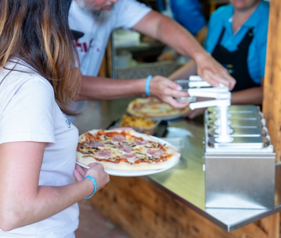 Probieren Sie unsere köstlichen Pizzen