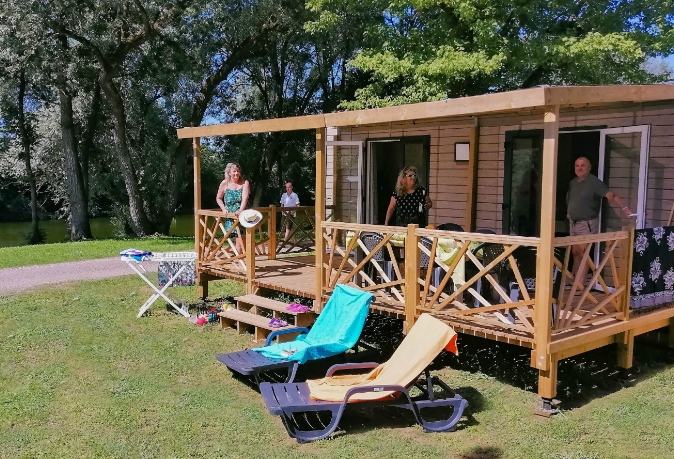 Family mobile home with air-conditioning