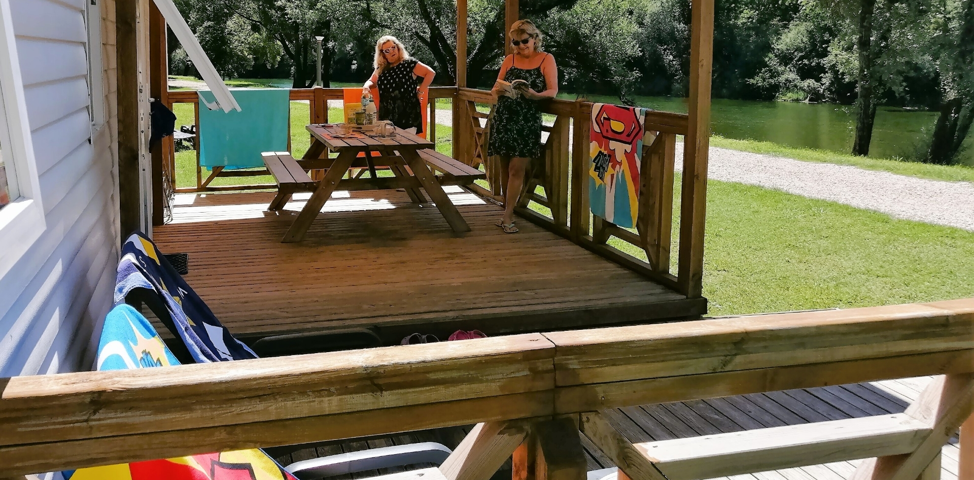 Covered terrace at the Quattro mobile home