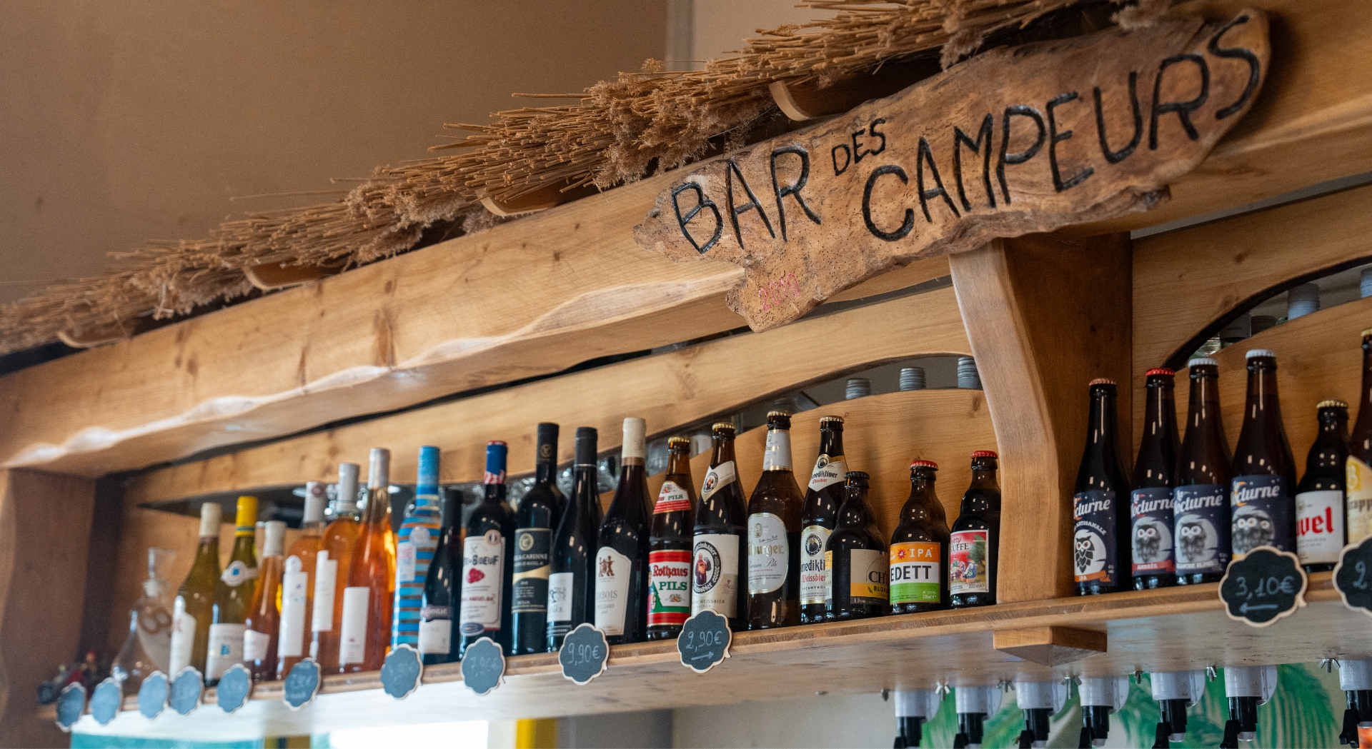 Les boissons proposées au bar du camping Les Bords de Loue dans le Jura